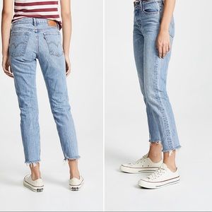 Levi’s Wedgie Jeans in ‘shut up’ medium wash - 25
